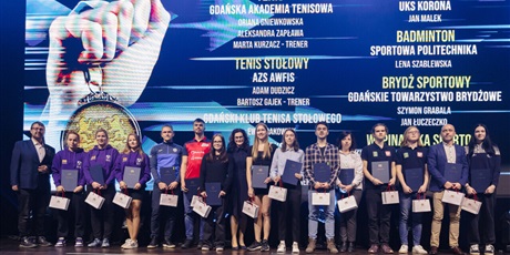 Powiększ grafikę: gdanska-gala-sportu-mlodziezowego-sukces-naszej-uczennicy-517984.jpg