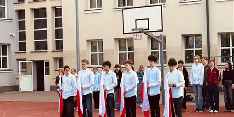 Powiększ grafikę: 234-rocznica-uchwalenia-konstytucji-3-maja-612054.jpg