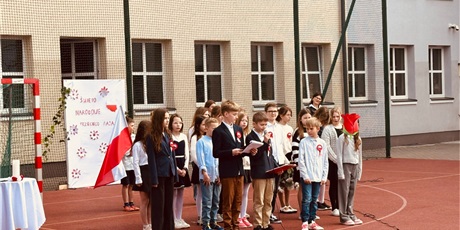 Powiększ grafikę: 234-rocznica-uchwalenia-konstytucji-3-maja-612060.jpg