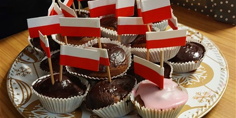 Powiększ grafikę: akcja-wolontariatu-na-rzecz-szkoly-666868.jpg