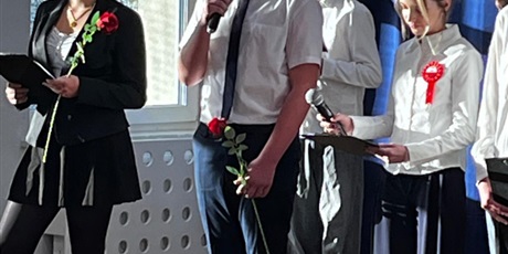 Powiększ grafikę: apel-narodowe-czytanie-jan-z-czarnolasu-666876.jpg