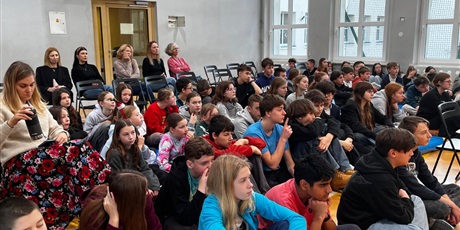 Powiększ grafikę: apel-narodowe-czytanie-jan-z-czarnolasu-666883.jpg