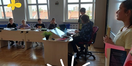 Powiększ grafikę: dni-ksiazek-polecanych-612672.jpg