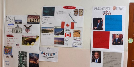 Powiększ grafikę: dzien-jezyka-angielskiego-689019.jpg