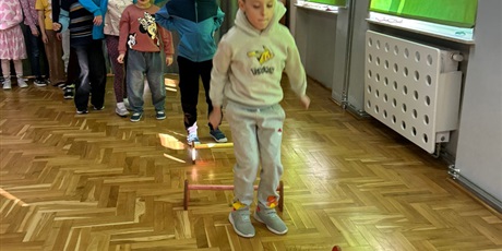 Powiększ grafikę: otrzesiny-klas-pierwszych-649219.jpg