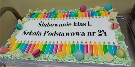 Powiększ grafikę: pasowanie-klas-pierwszych-575817.jpg