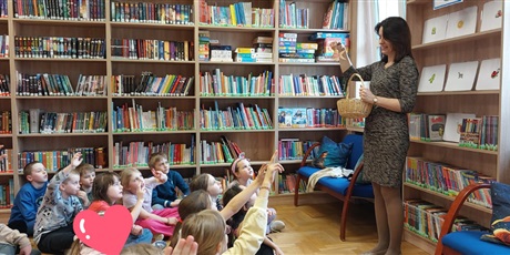 Powiększ grafikę: pasowanie-na-czytelnika-682281.jpg