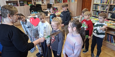 Powiększ grafikę: pasowanie-na-czytelnika-682287.jpg