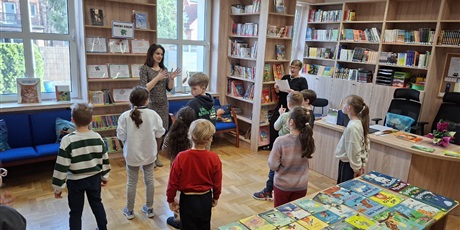 Powiększ grafikę: pasowanie-na-czytelnika-682290.jpg