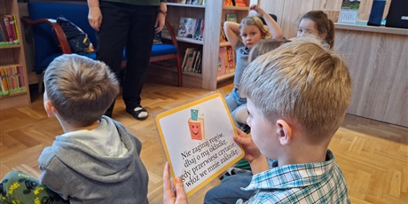 Powiększ grafikę: pasowanie-na-czytelnika-682297.jpg