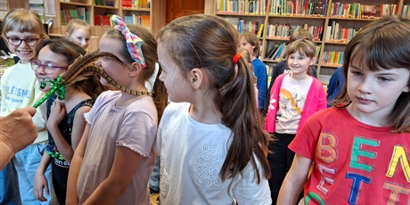 Powiększ grafikę: pasowanie-na-czytelnika-682302.jpg