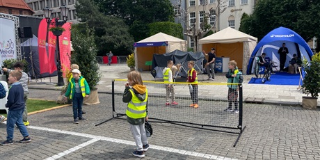 Powiększ grafikę: piknik-podsumowujacy-kampanie-rowerowy-maj-625454.jpg