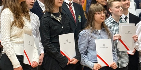 Powiększ grafikę: sukces-w-wojewodzkim-konkursie-przedmiotowym-z-matematyki-687257.jpg