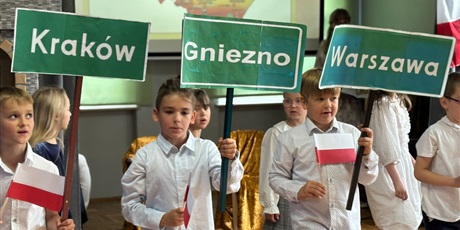 SZKOLNE OBCHODY OGÓLNOPOLSKIEGO ROKU MILLENIUM KRÓLESTWA POLSKIEGO, CZYLI WSPÓLNA LEKCJA PATRIOTYZMU PRZYGOTOWANA PRZEZ KLASY INTEGRACYJNE Z MŁODSZEJ I STARSZEJ GRUPY WIEKOWEJ
