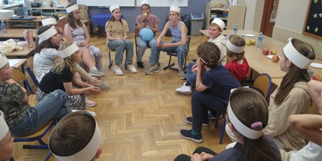 Powiększ grafikę: szkolny-konkurs-czytelmaniak-sp-24-625409.jpg