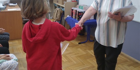 Powiększ grafikę: szkolny-konkurs-czytelmaniak-sp-24-625421.jpg