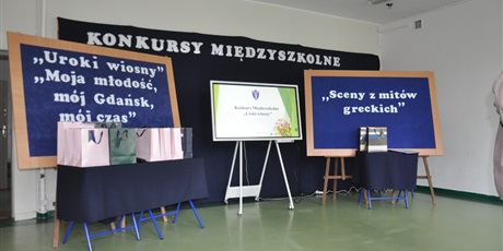 Powiększ grafikę: uroczysta-gala-konkurs-miedzyszkolny-moja-mlodosc-moj-gdansk-moj-czas-541800.jpg