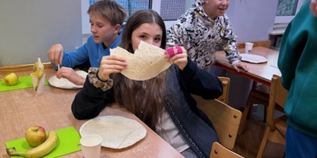 Powiększ grafikę: warsztaty-kulinarne-655052.jpg